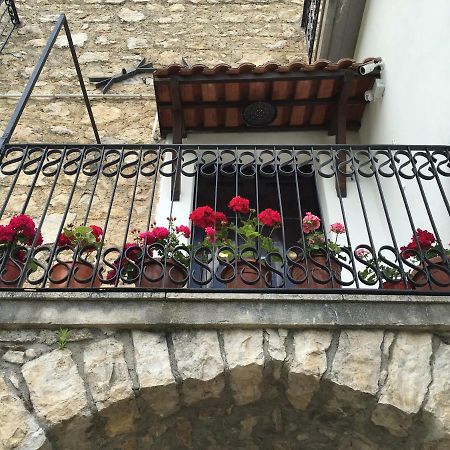 Casa Sarlo Aparthotel Petina Bagian luar foto
