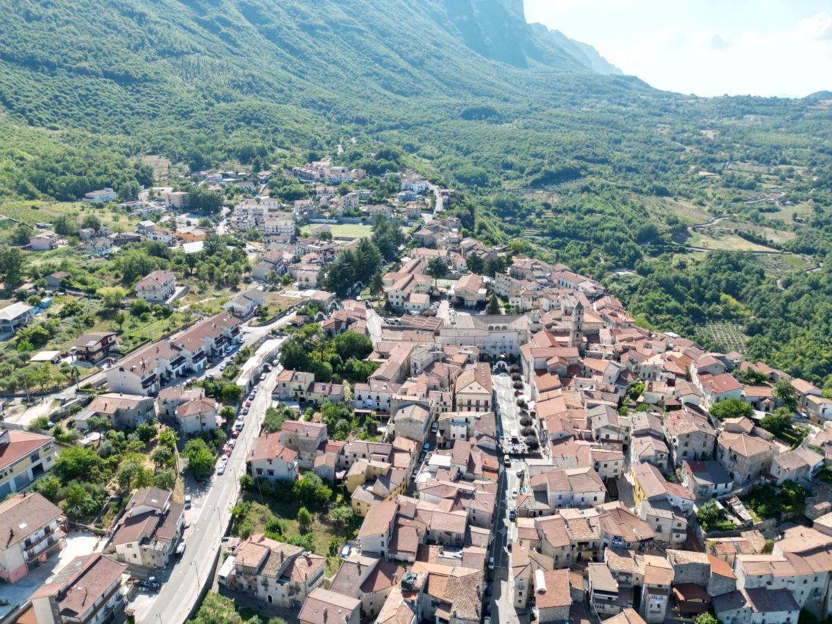 Casa Sarlo Aparthotel Petina Bagian luar foto
