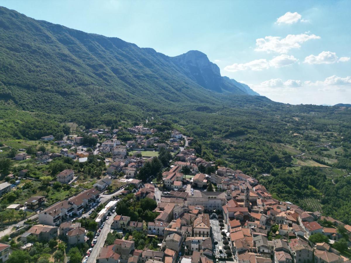 Casa Sarlo Aparthotel Petina Bagian luar foto