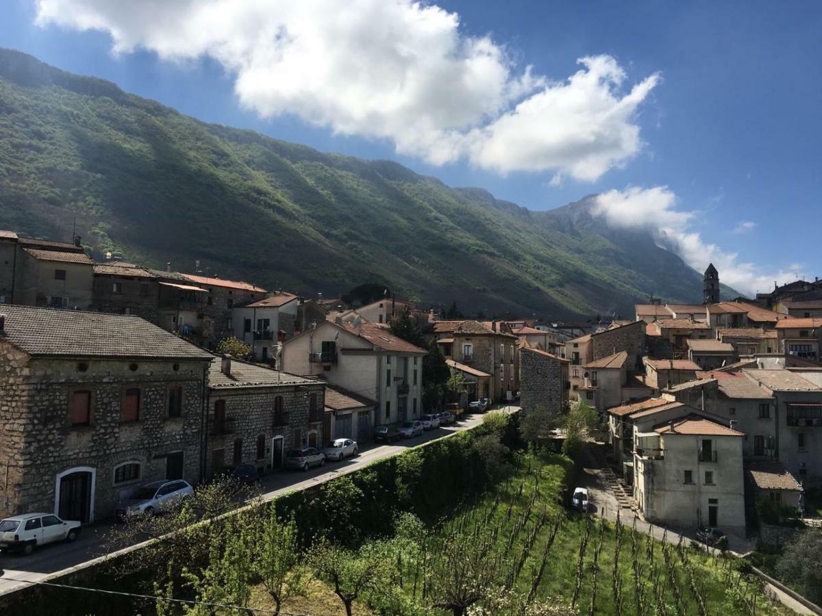 Casa Sarlo Aparthotel Petina Bagian luar foto