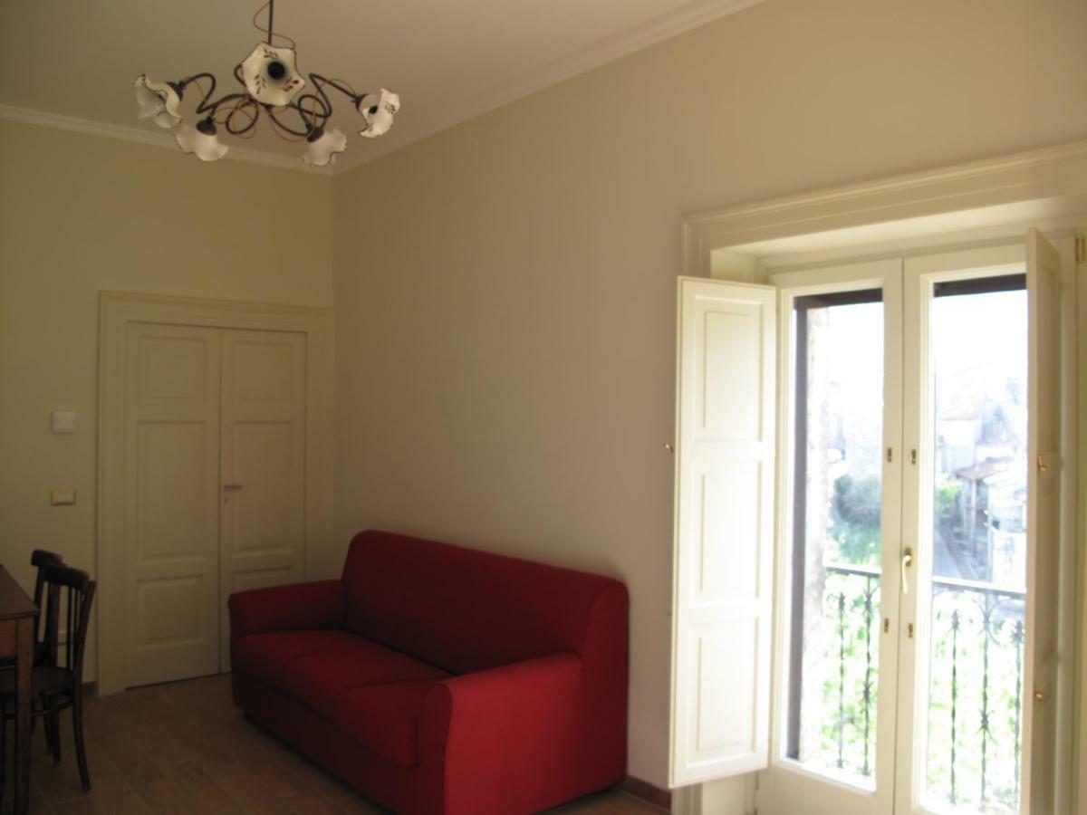 Casa Sarlo Aparthotel Petina Bagian luar foto