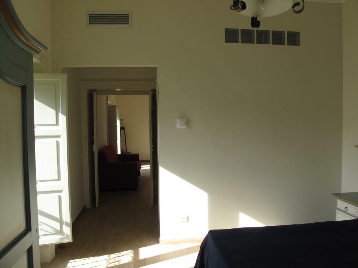 Casa Sarlo Aparthotel Petina Bagian luar foto