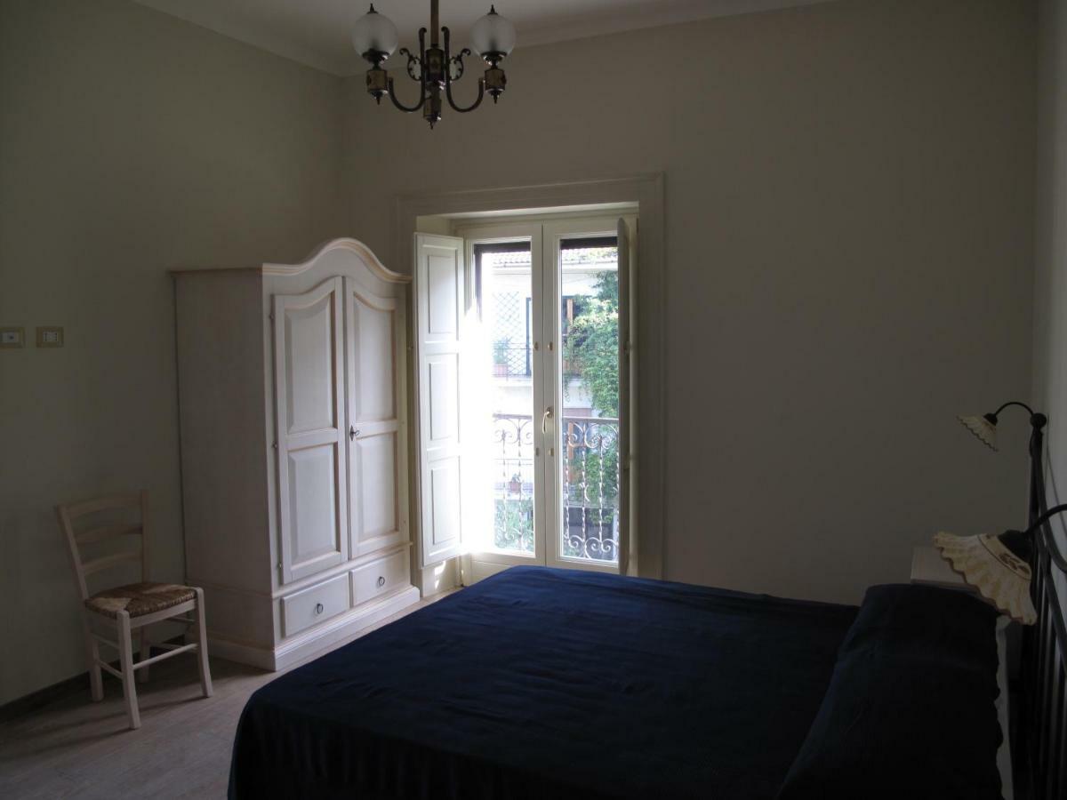Casa Sarlo Aparthotel Petina Bagian luar foto