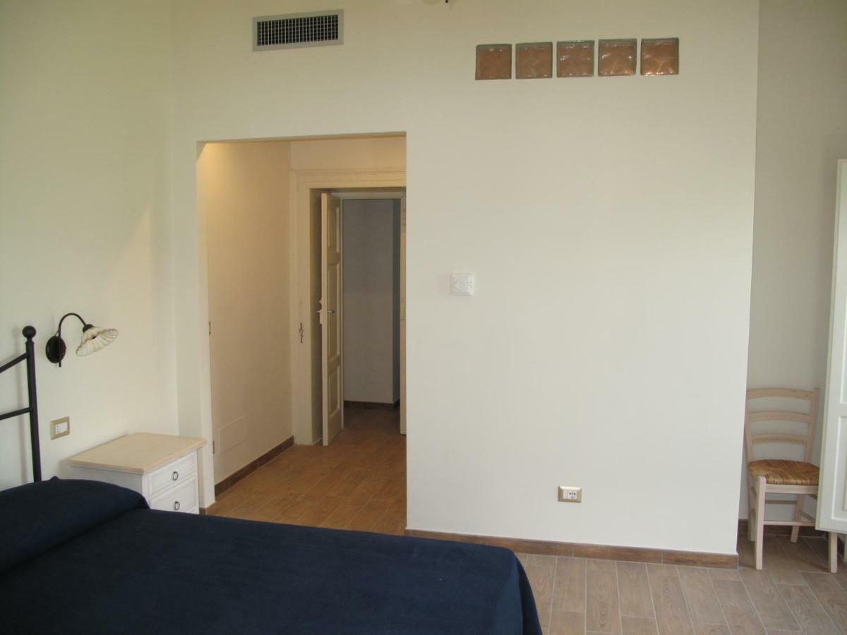Casa Sarlo Aparthotel Petina Bagian luar foto