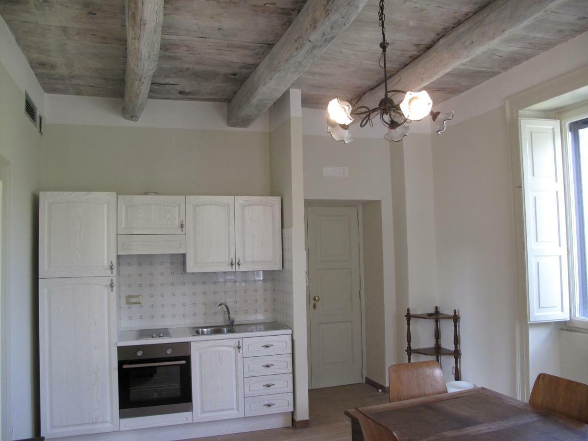 Casa Sarlo Aparthotel Petina Bagian luar foto