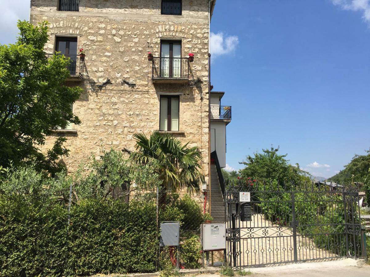 Casa Sarlo Aparthotel Petina Bagian luar foto