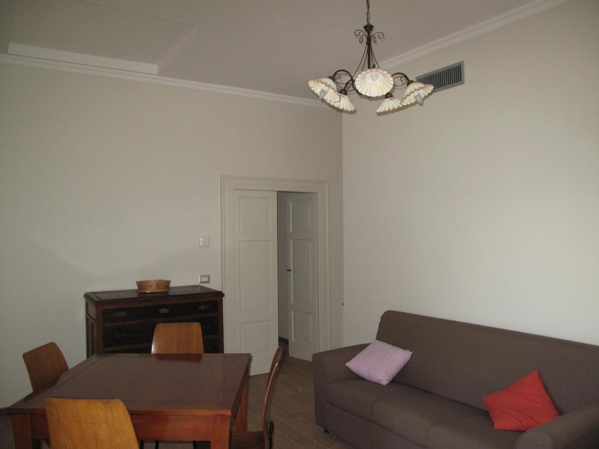 Casa Sarlo Aparthotel Petina Bagian luar foto